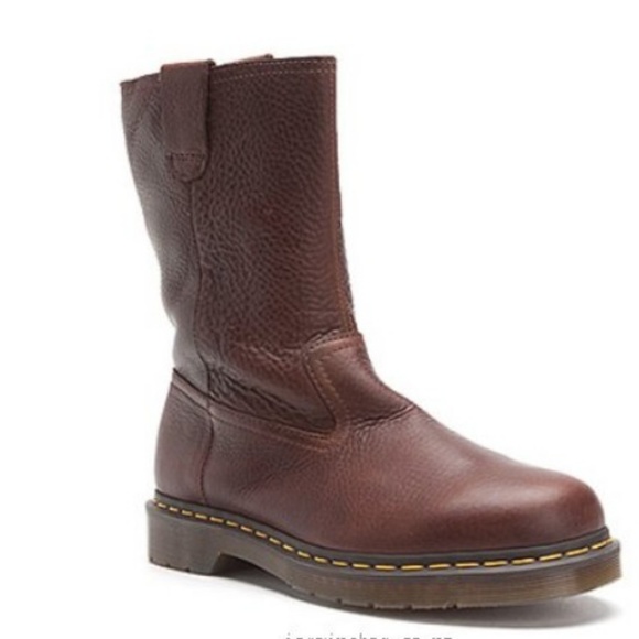 dr martens lexington crazy horse